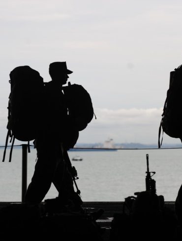 sea people service uniform