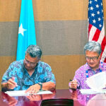 Підписання однієї з частин загального пакту