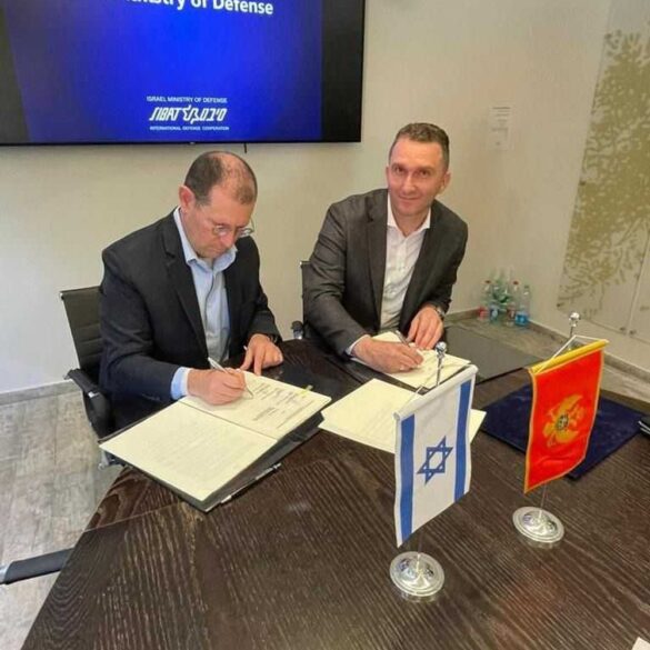 Яір Кулас та Владан Мартич підписують угоду, Тель-Авів Ізраїль