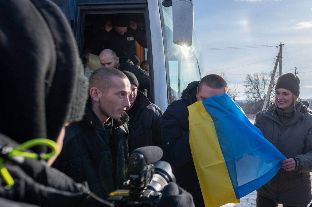 207 defenders returned to Ukraine from captivity (Photo)